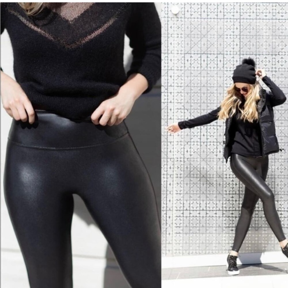 SPANX! Casual pull on stretch faux leather pants. Medium